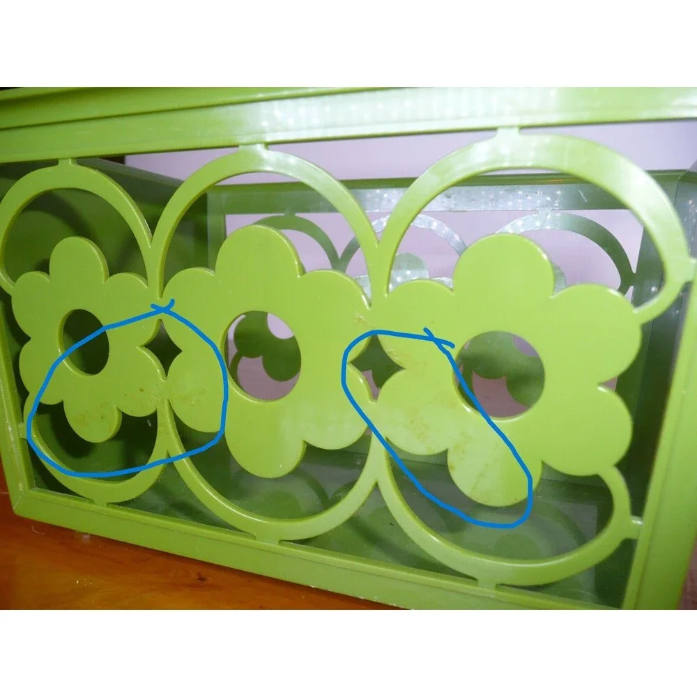 Vintage Avocado Green Daisy Flower Plastic Napkin Holder Basket Boho 70s Decor